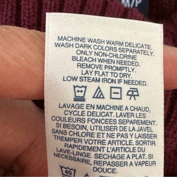 Land’s End Size Medium Maroon “Drifter” 100% Cotton Crew Neck Cable Knit Sweater - Picture 9 of 9